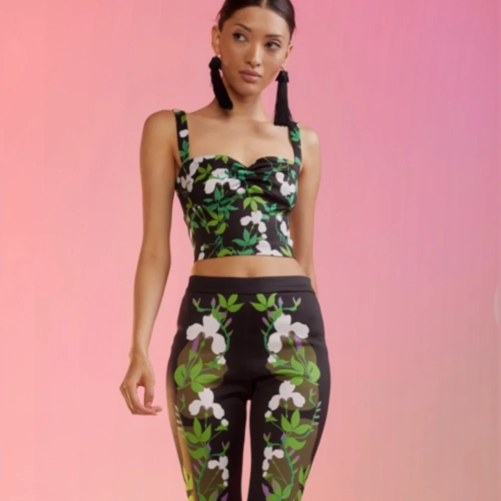 Cynthia Rowley Devi Bonded Tank - Green/White Floral - Picture 2 of 7